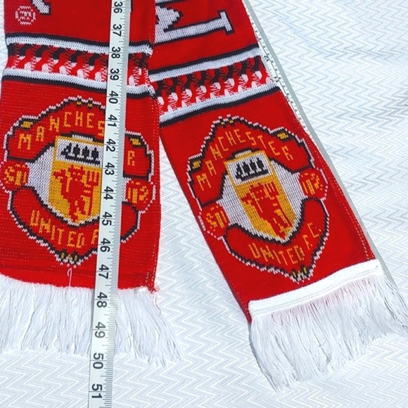 🇬🇧Manchester United Football Club Scarf 50 inches 127cm - Picture 12 of 12
